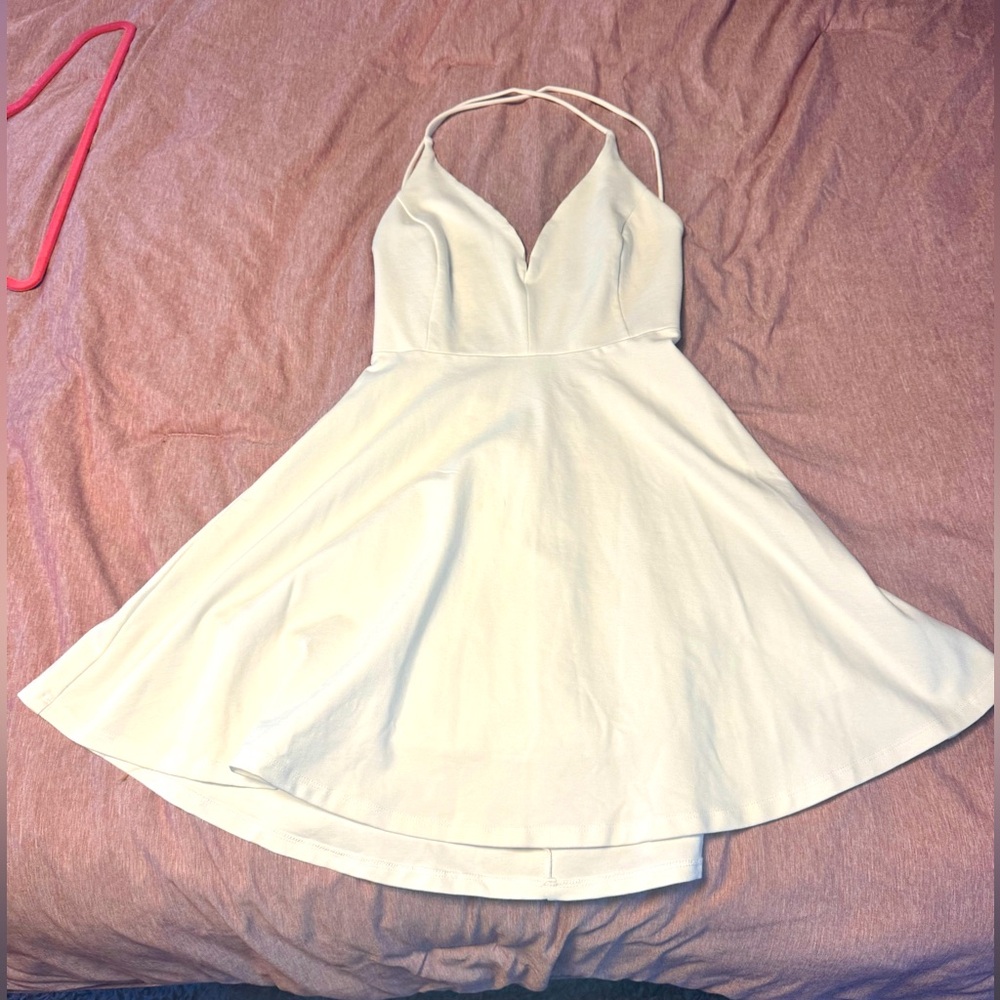 LOVE TREE white summer dress in size Medium